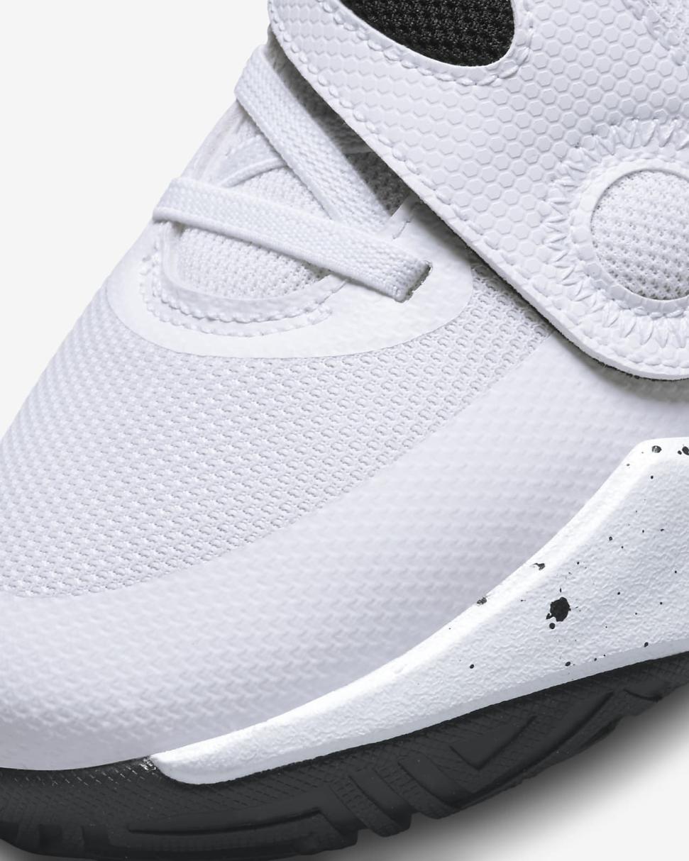 Nike Team Hustle D 11 White/Black | Kids Nike First Day Kicks