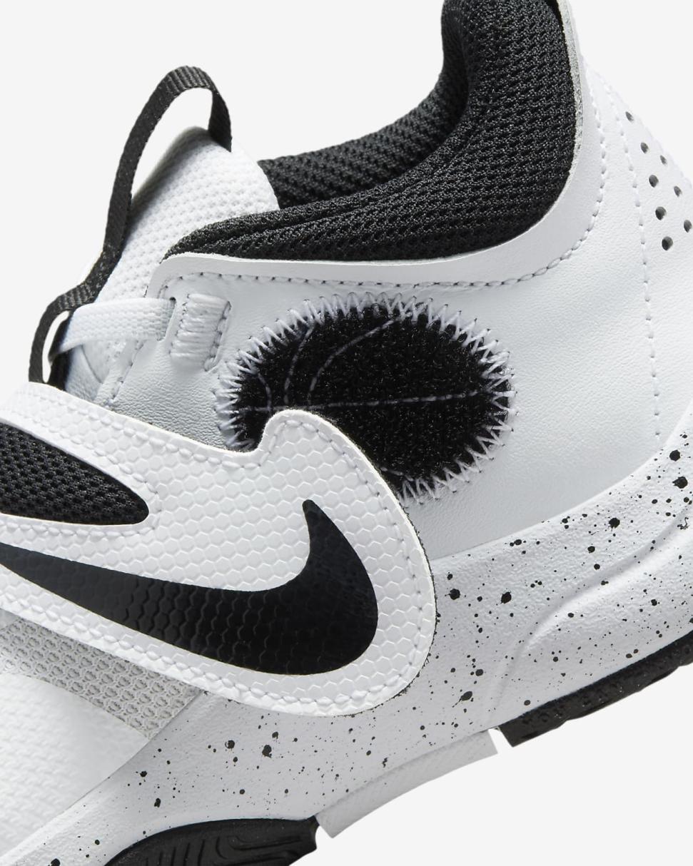 Nike Team Hustle D 11 White/Black | Kids Nike First Day Kicks