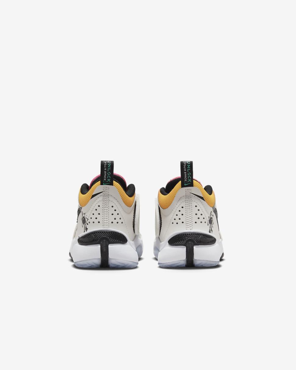 Nike Team Hustle D 11 White/White/Phantom/Black | Kids Nike Basketball