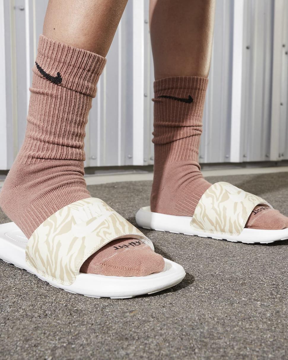 Nike Victori One Sail/Coconut Milk/Sesame/Sail | Womens Nike Lifestyle