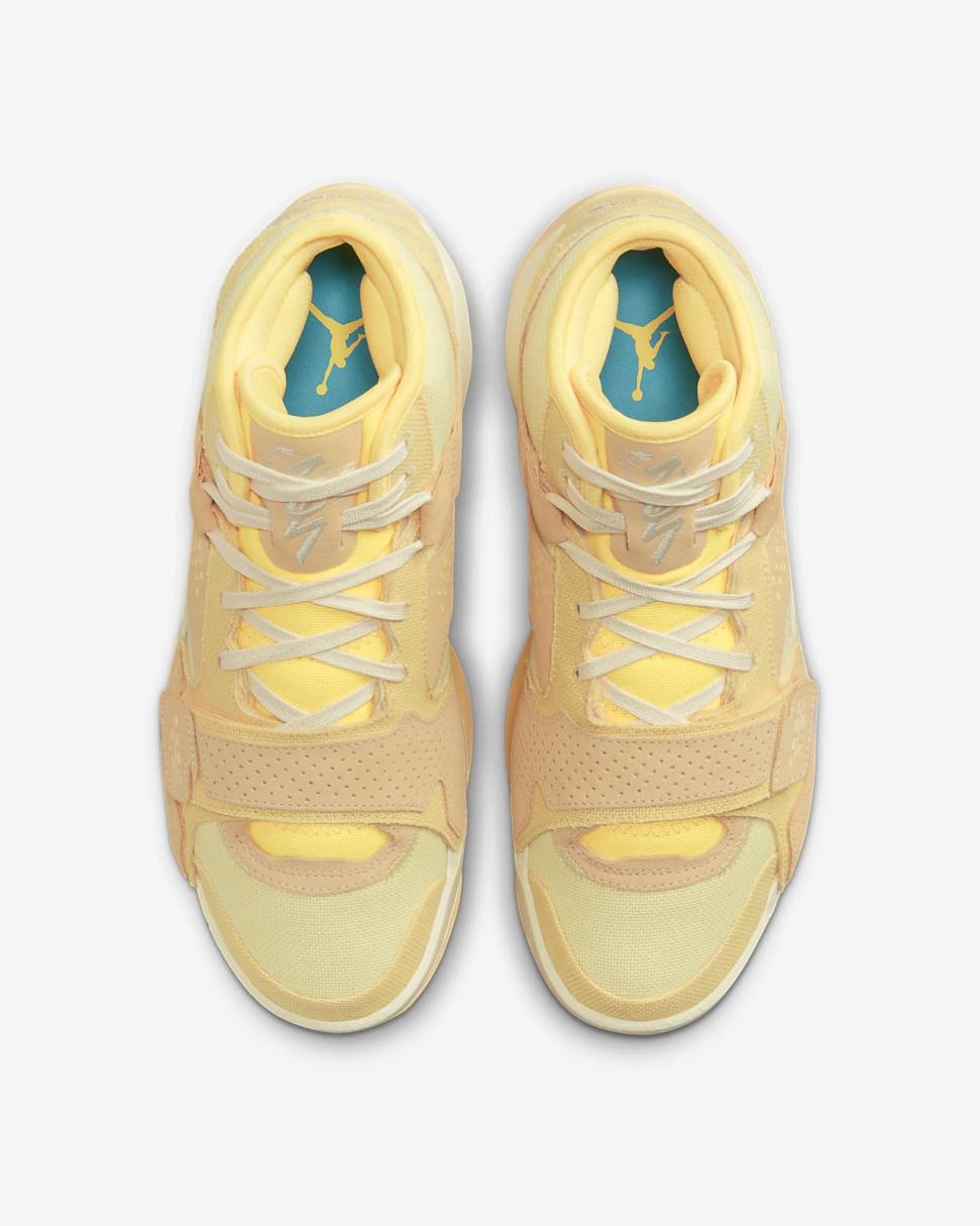 Zion 2 "Full Moon" Celestial Gold/Citron Tint/Alabaster/Topaz Gold | Mens Nike Jordan