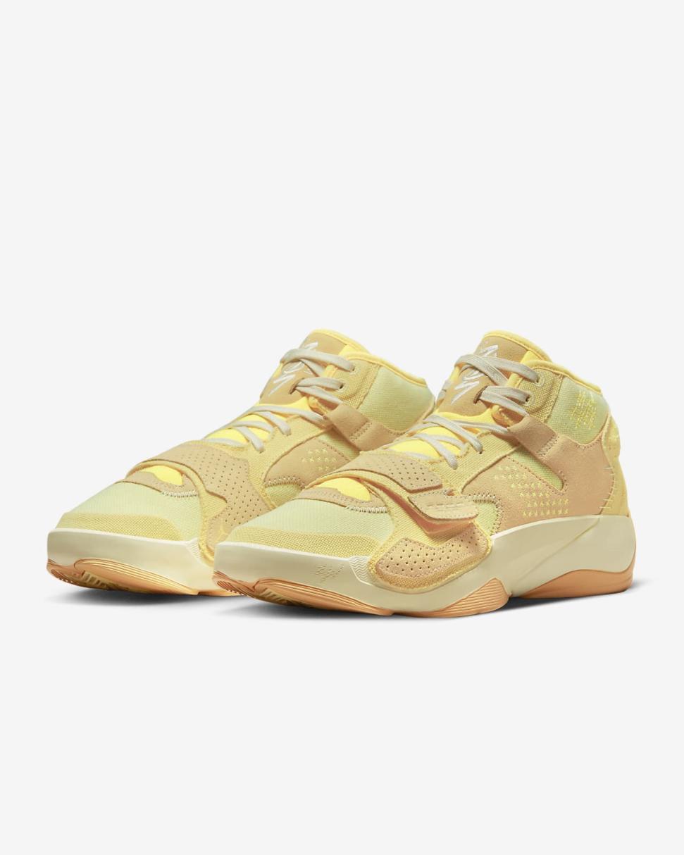 Zion 2 "Full Moon" Celestial Gold/Citron Tint/Alabaster/Topaz Gold | Mens Nike Jordan
